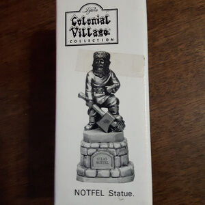 1995 lefton colonial village figurine Notfel